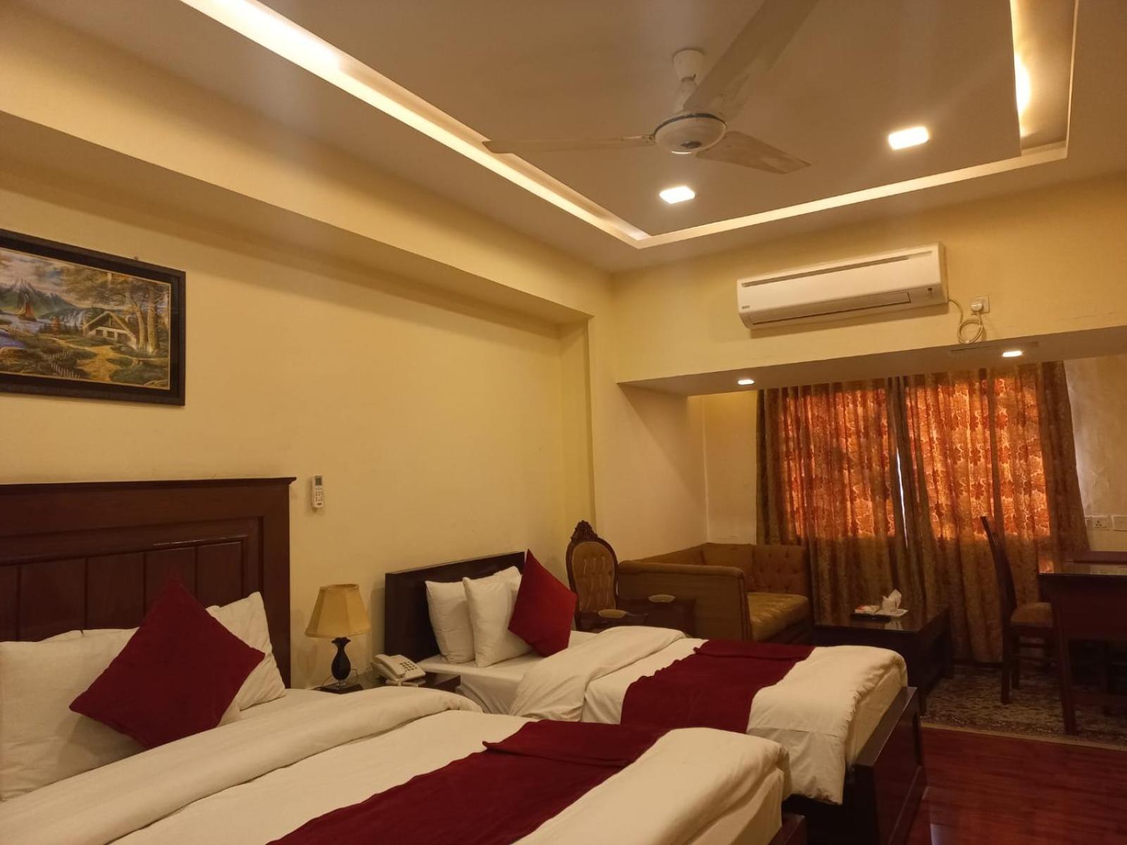 Diplomat Hotel Исламабад Экстерьер фото