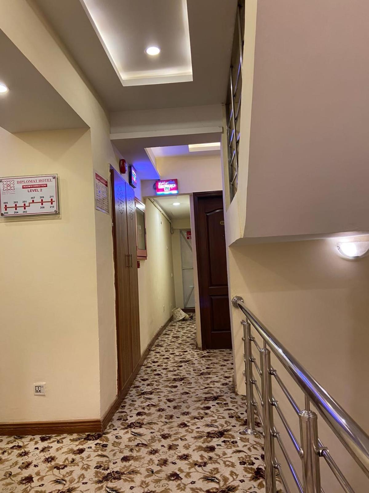 Diplomat Hotel Исламабад Экстерьер фото